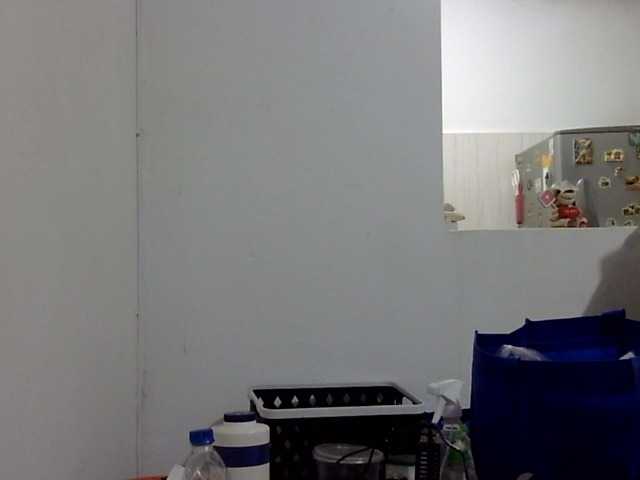 ElizabethMart live cam on BongaCams