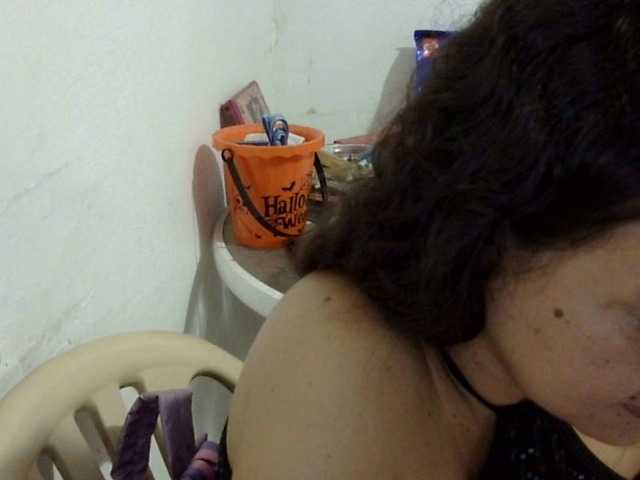 ElizabethMart live cam on BongaCams
