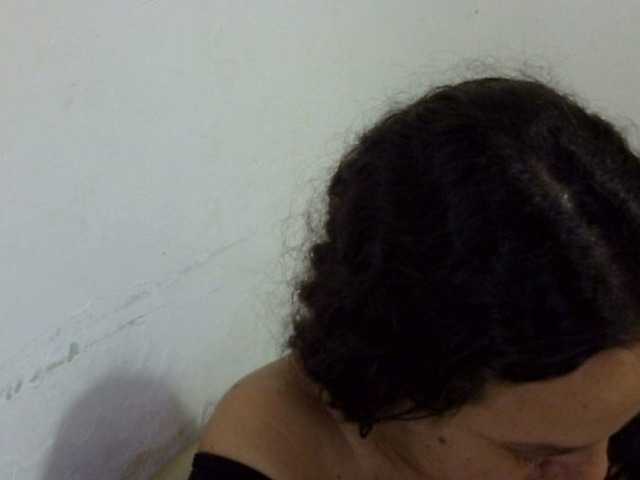 ElizabethMart live cam on BongaCams