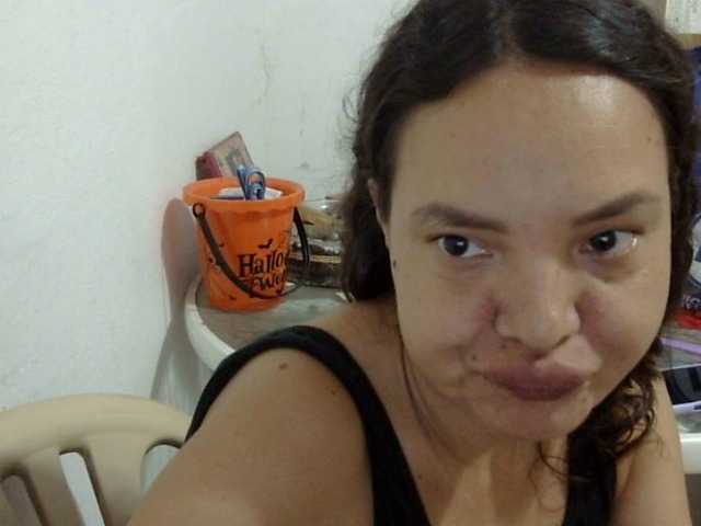 ElizabethMart live cam on BongaCams