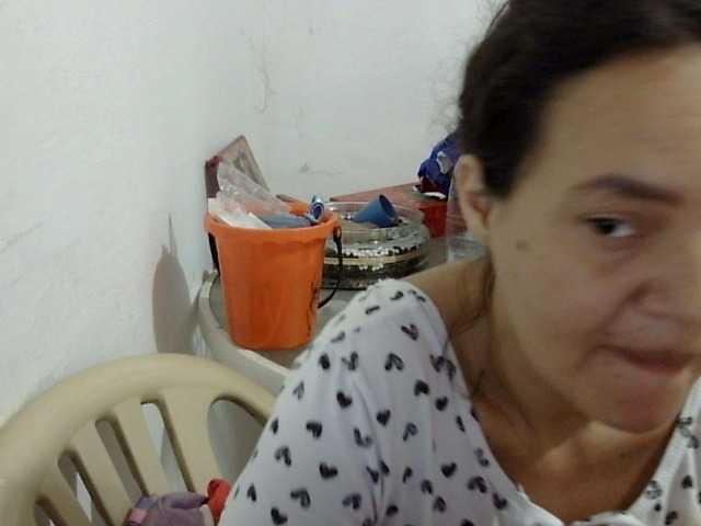 ElizabethMart live cam on BongaCams