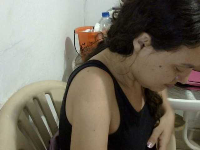 ElizabethMart live cam on BongaCams