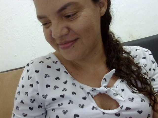 ElizabethMart webcam