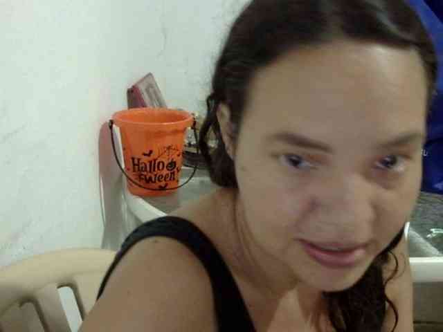 ElizabethMart webcam