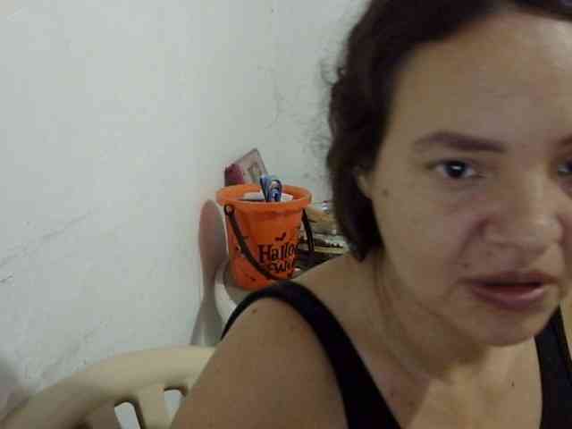 ElizabethMart webcam