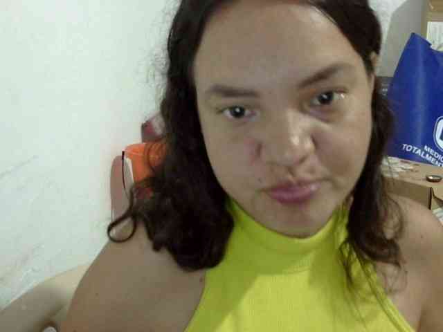 ElizabethMart webcam