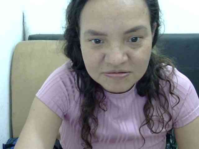 ElizabethMart webcam