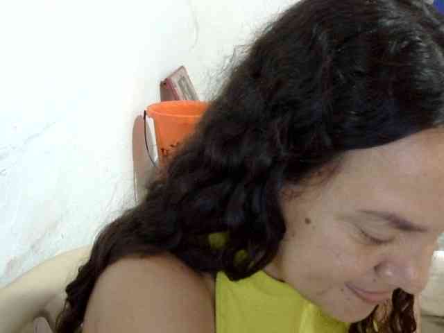 ElizabethMart webcam