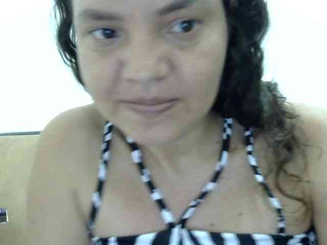 ElizabethMart webcam