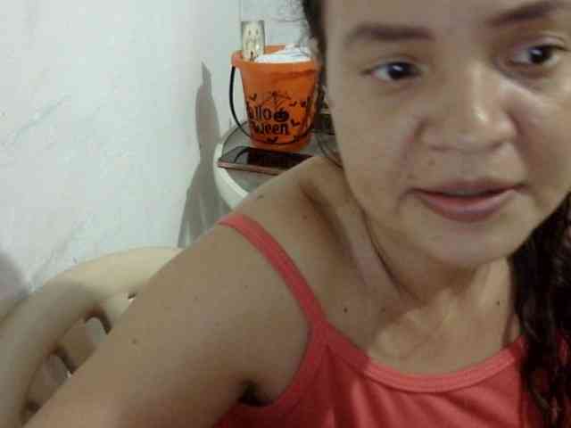 ElizabethMart webcam