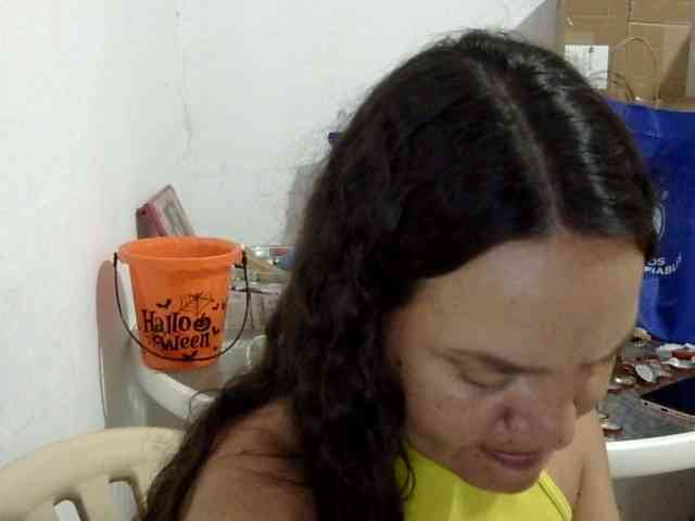 ElizabethMart webcam