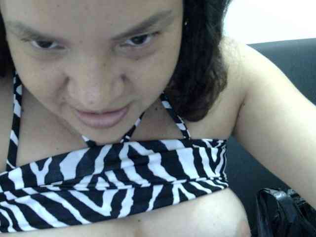 ElizabethMart webcam