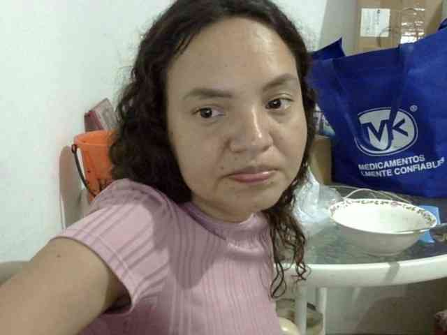 ElizabethMart webcam
