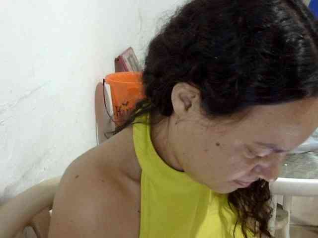 ElizabethMart webcam