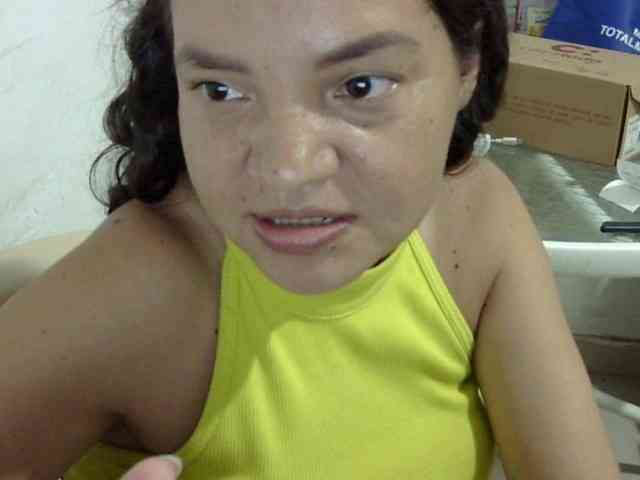 ElizabethMart webcam