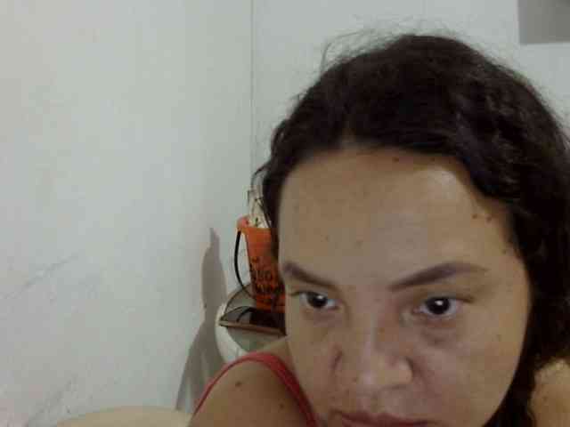 ElizabethMart webcam