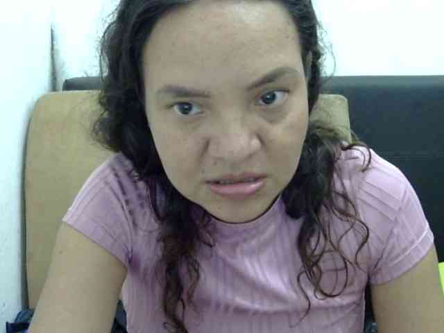 ElizabethMart webcam