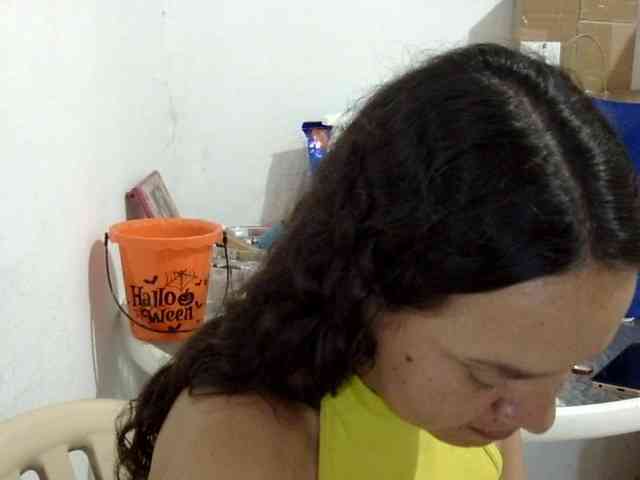 ElizabethMart webcam