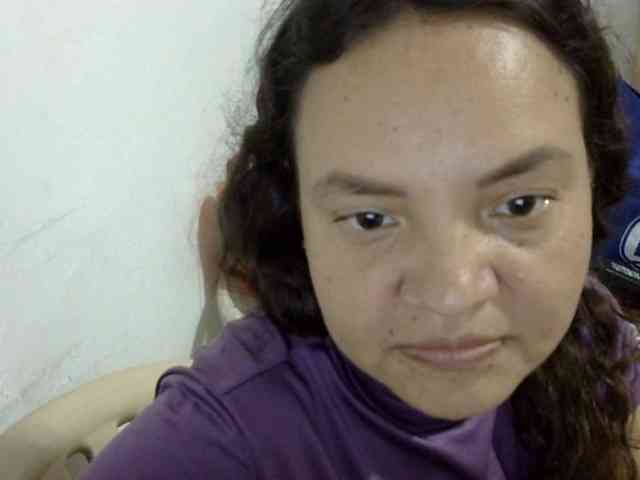 ElizabethMart webcam