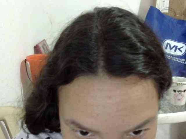 ElizabethMart webcam