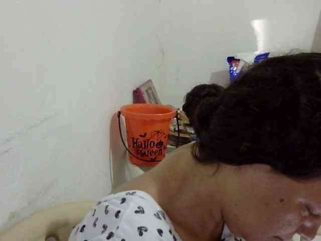 ElizabethMart webcam