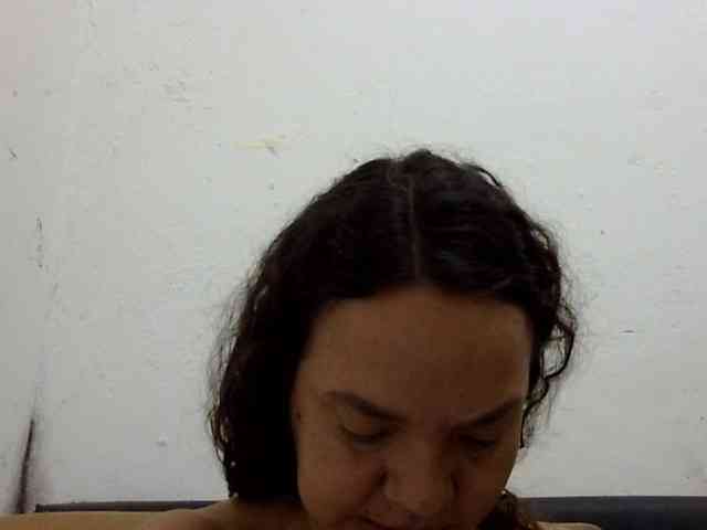 ElizabethMart webcam