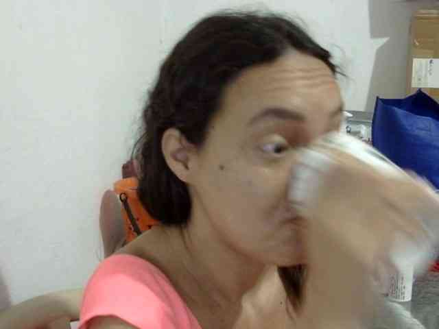 ElizabethMart webcam