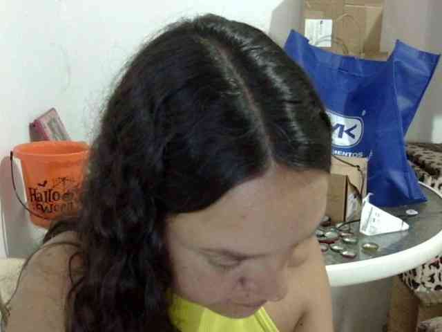 ElizabethMart webcam