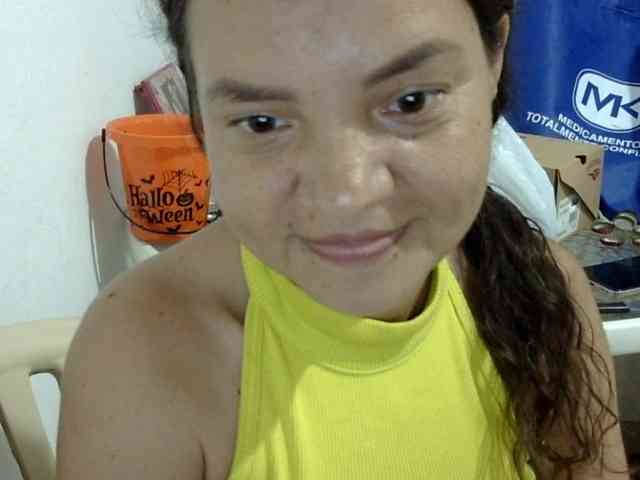 ElizabethMart webcam