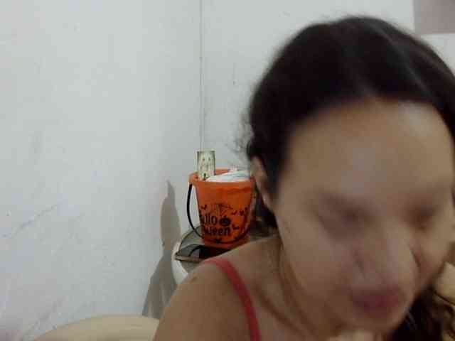 ElizabethMart webcam