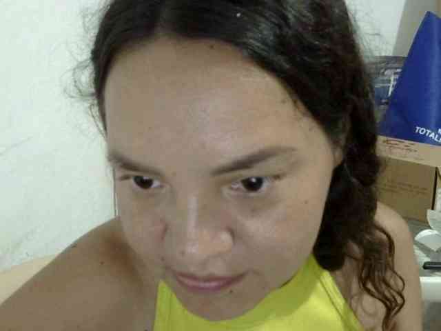 ElizabethMart webcam