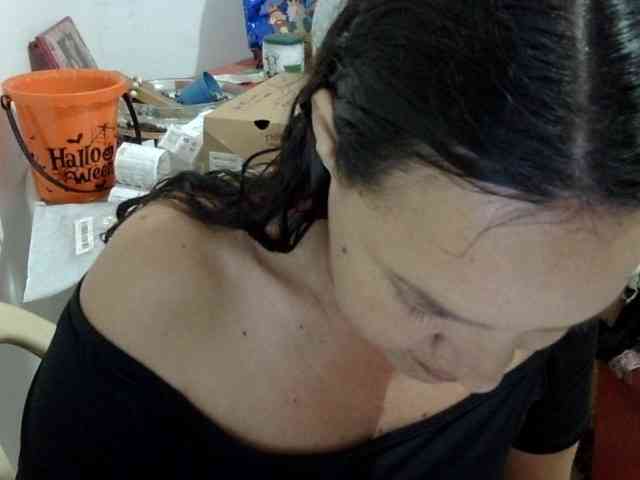 ElizabethMart webcam