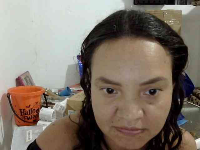 ElizabethMart webcam