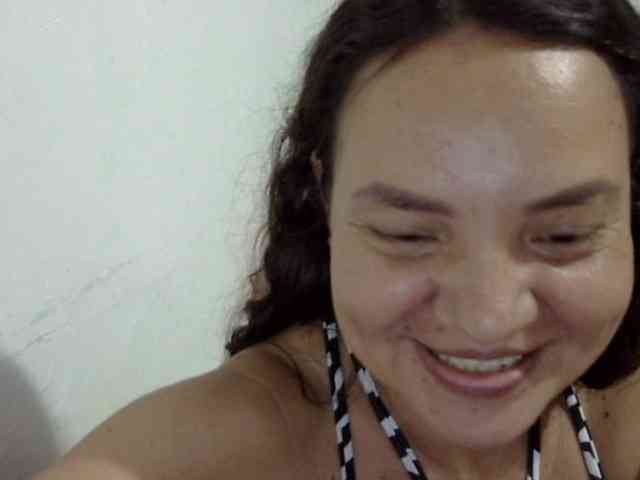 ElizabethMart webcam
