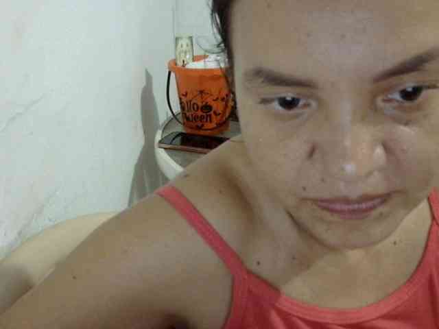ElizabethMart webcam