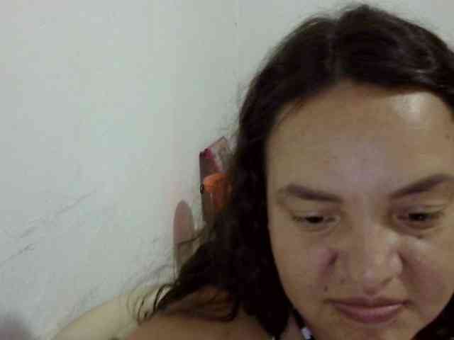 ElizabethMart webcam