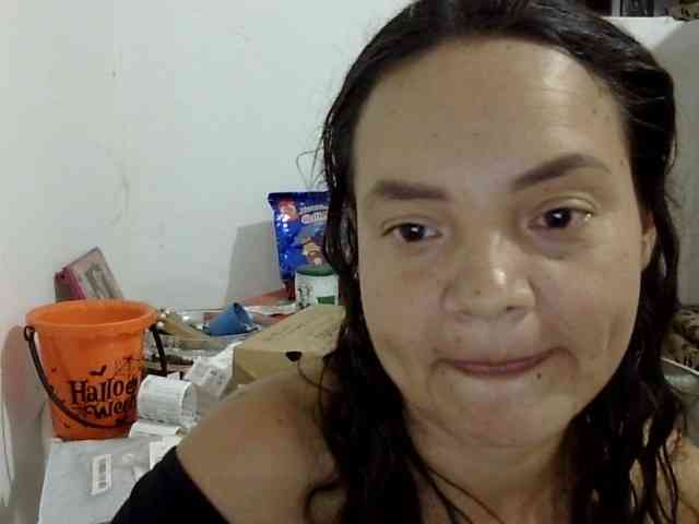 ElizabethMart webcam