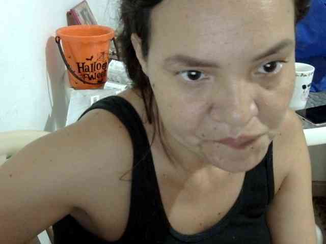 ElizabethMart webcam