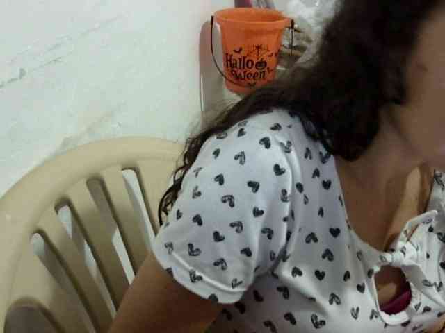 ElizabethMart webcam