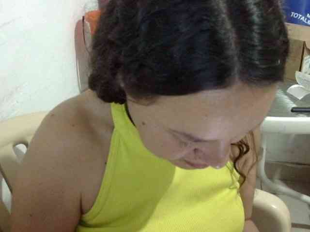 ElizabethMart webcam