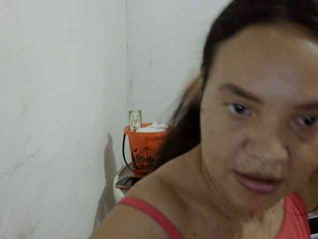 ElizabethMart webcam