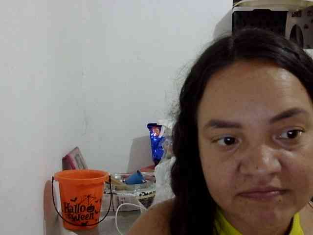 ElizabethMart webcam