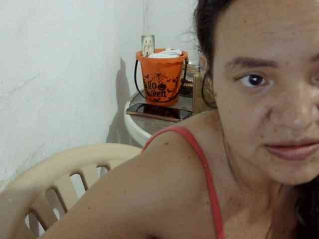 ElizabethMart webcam