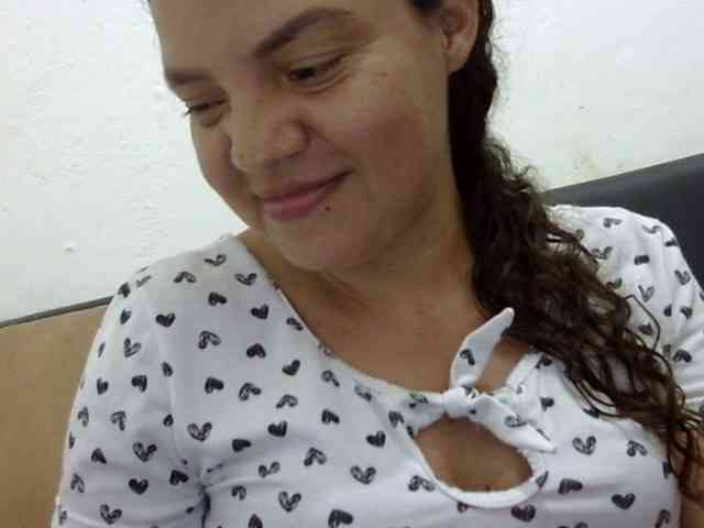 ElizabethMart webcam