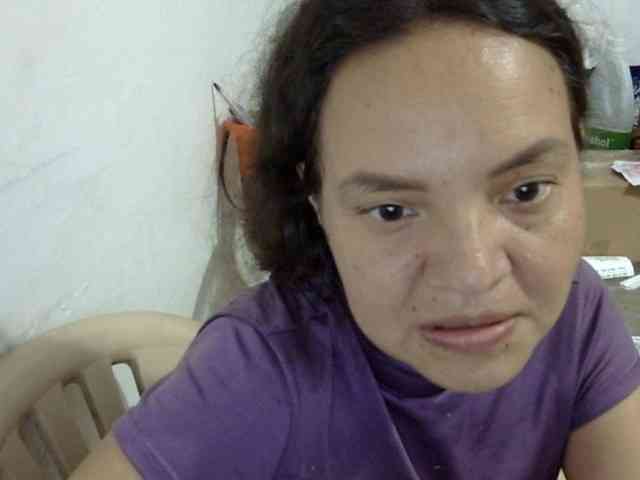 ElizabethMart webcam