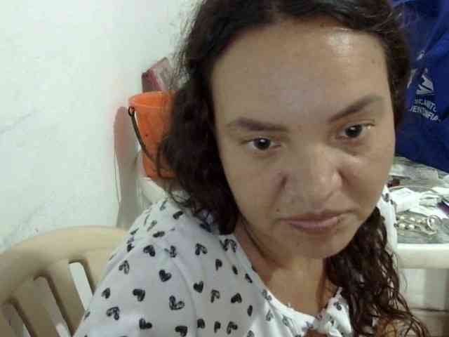 ElizabethMart webcam