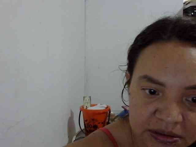 ElizabethMart webcam