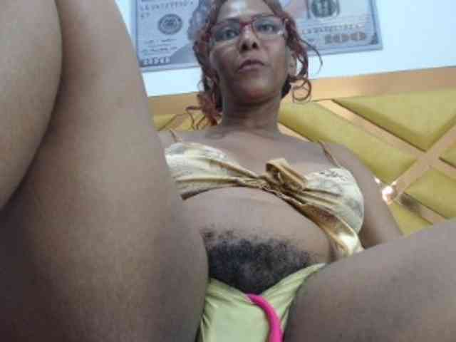 SashaMacgrego webcam