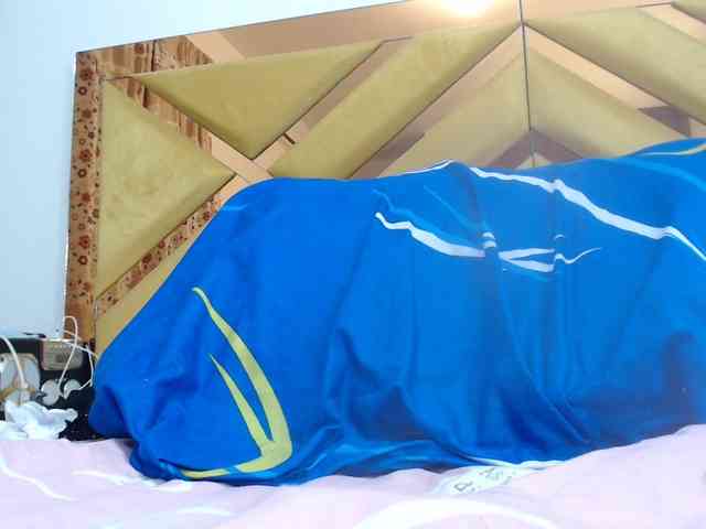 SashaMacgrego webcam