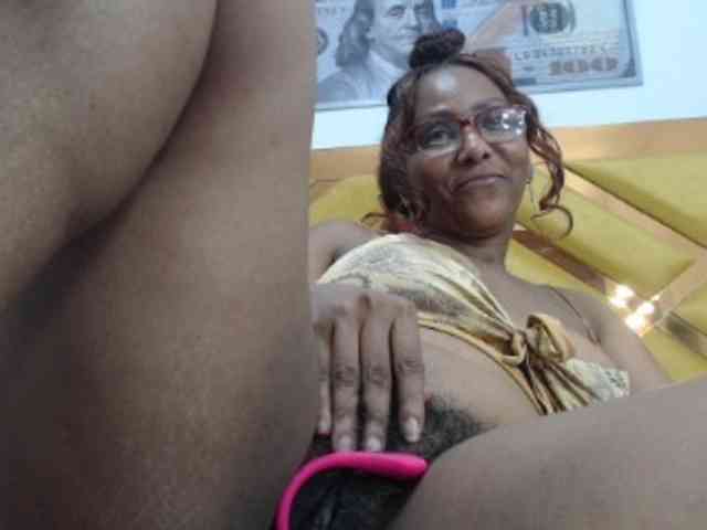 SashaMacgrego webcam